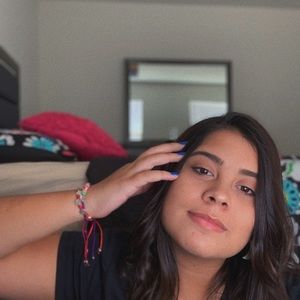 Meet your Posher, Joyce